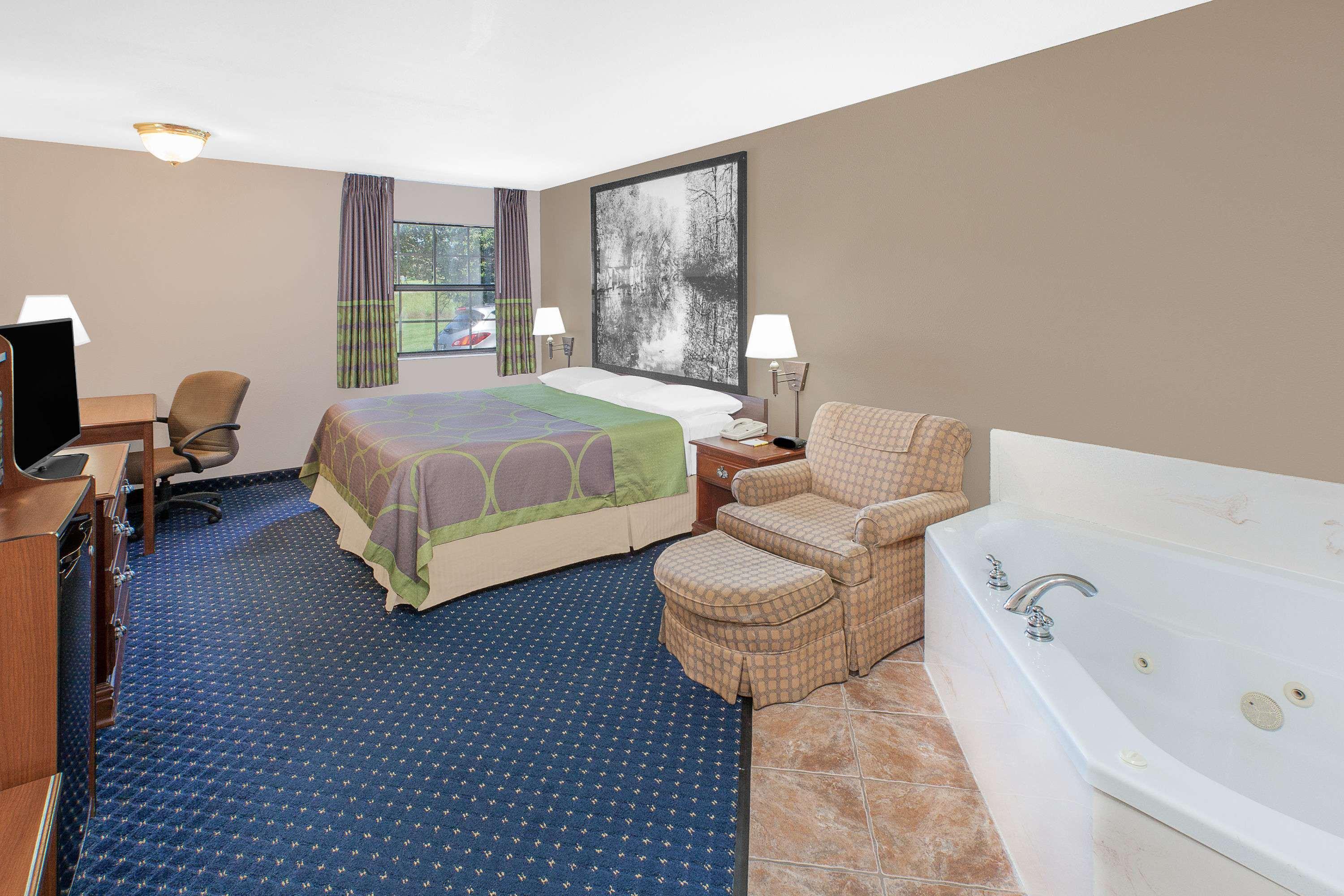Super 8 By Wyndham Lowell/Bentonville/Rogers Area Eksteriør billede